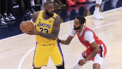 东契奇新王驾临让全员警醒 湖人德比大胜很反常吗？