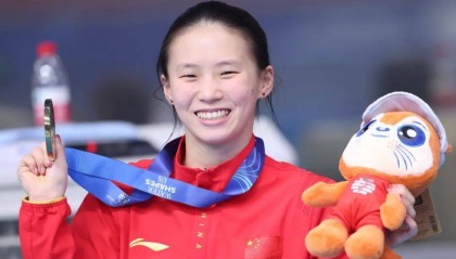 陈芋汐夺冠后哭了：不再是和小红配，心理变化确实是有