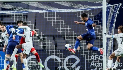 沦为笑柄?解析上海申花为何在亚冠舞台上彻底碾压上海海港