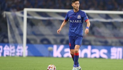 国足麻烦了？申花官宣蒋圣龙左肾包膜下积血 需静养两周